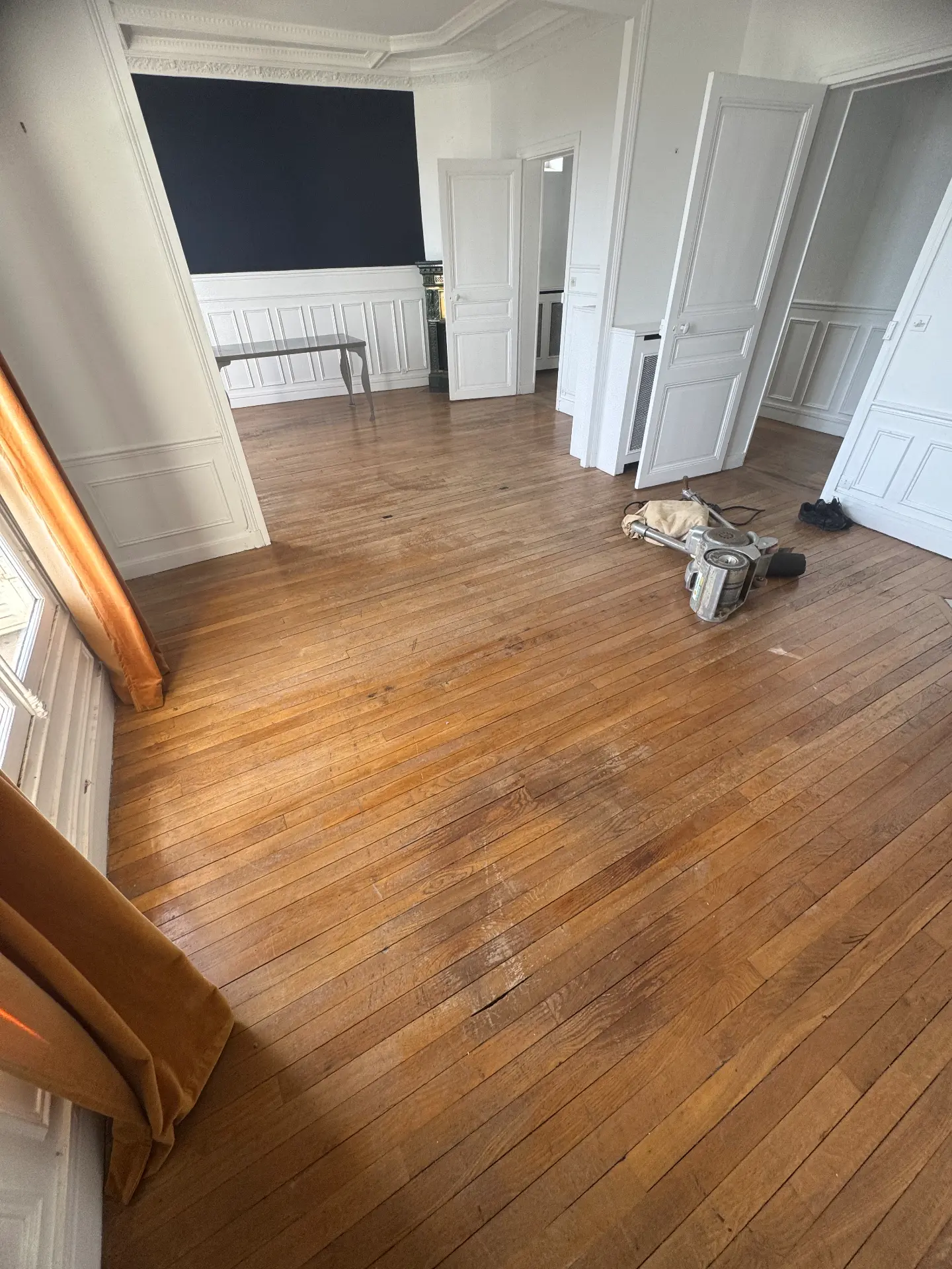 Avant — Appartement haussmannien — finition satinée
